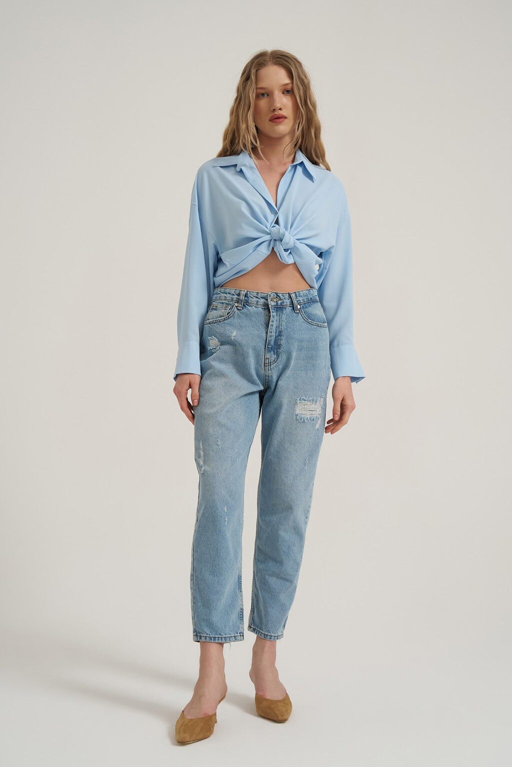Yırtık Detaylı Denim Pantolon Buz Mavi