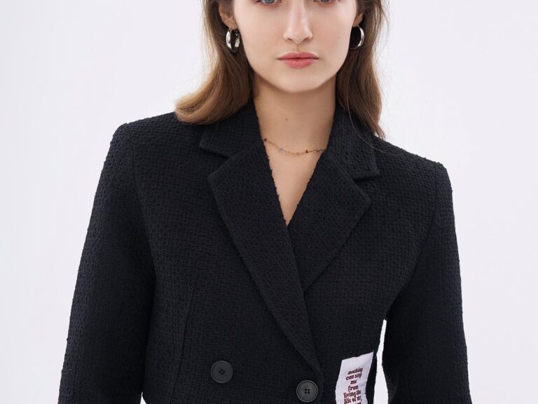 Etiket Aksesuarlı Tek Düğmeli Crop Blazer Ceket Siyah