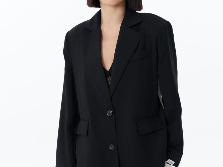 Sırtı Pencere Detaylı Düğmeli Blazer Ceket Siyah